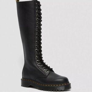 Dr. Martens Black Lace Up 1B60 BEX PISA LEATHER KNEE HIGH BOOTS size 8